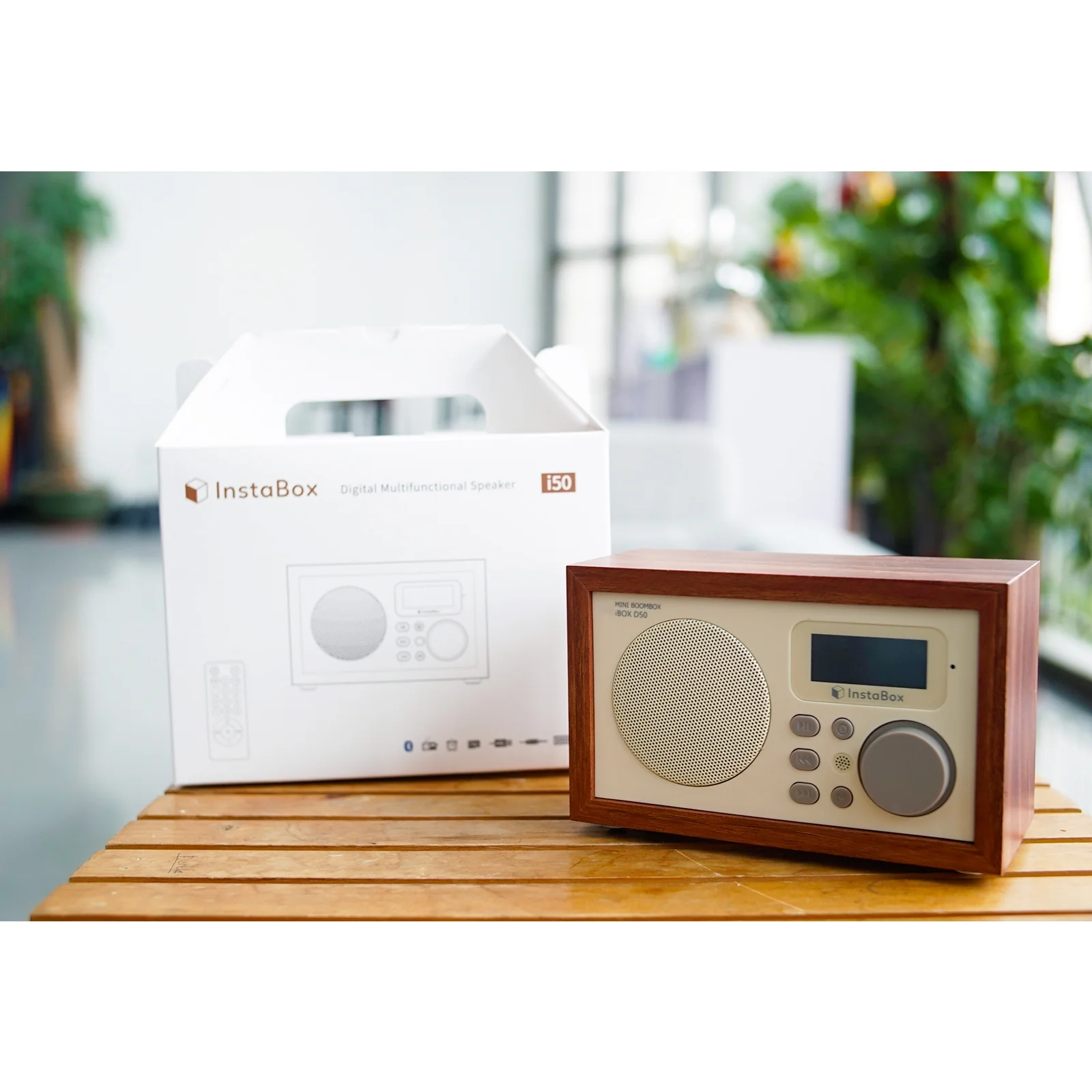 InstaBox i50 Wooden FM Clock Radio & Bluetooth Speaker [DISCONTINUED] - Image 13
